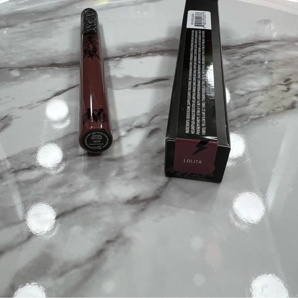 KVD Beauty Everlasting Liquid Lipstick Lolita